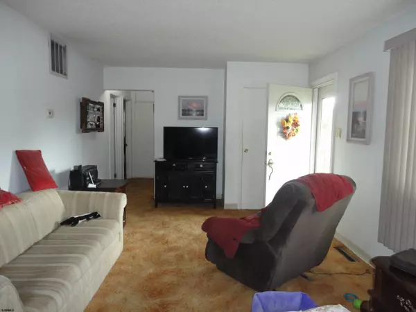 Bellmawr, NJ 08031,486 Dewey Road