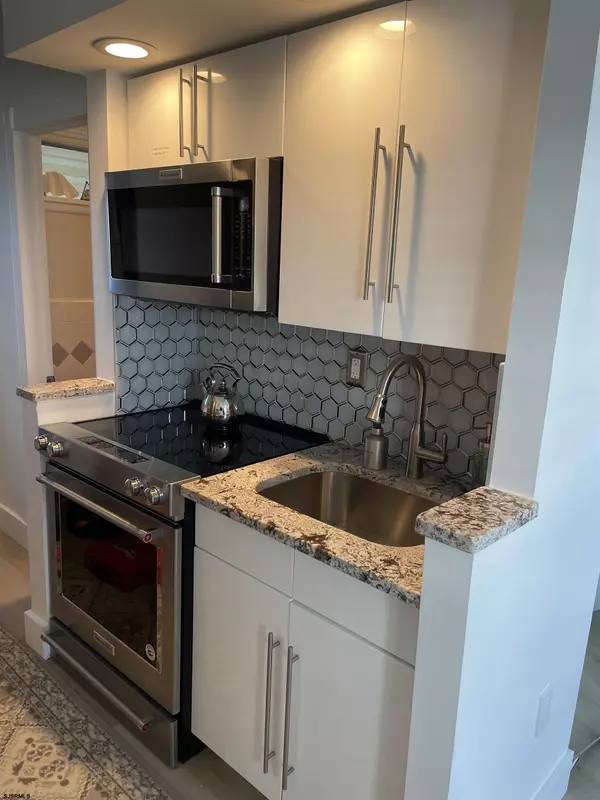 Longport, NJ 08403,1600 Atlantic #39