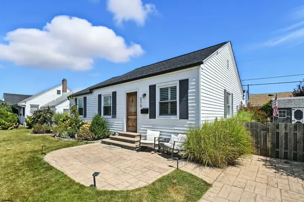 215 N Newark Ave, Ventnor, NJ 08406