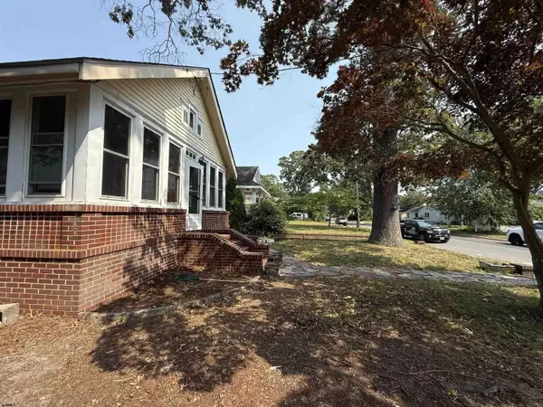 Linwood, NJ 08221,921 Oak Grove