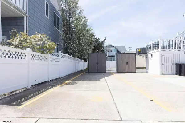 Wildwood Crest, NJ 08260,5901 New Jersey #3