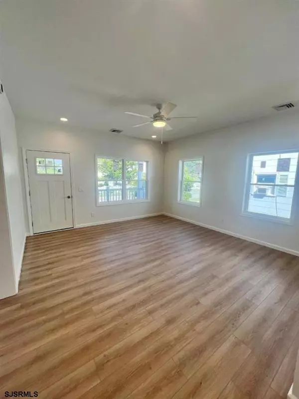 Villas, NJ 08251-0000,206 A Frances Ave