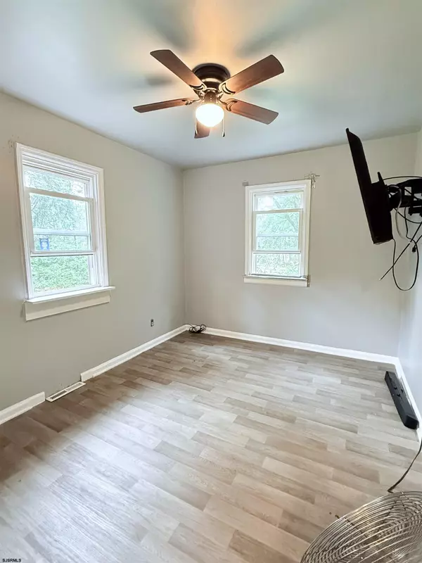 Mizpah, NJ 08342,6917 Market Street