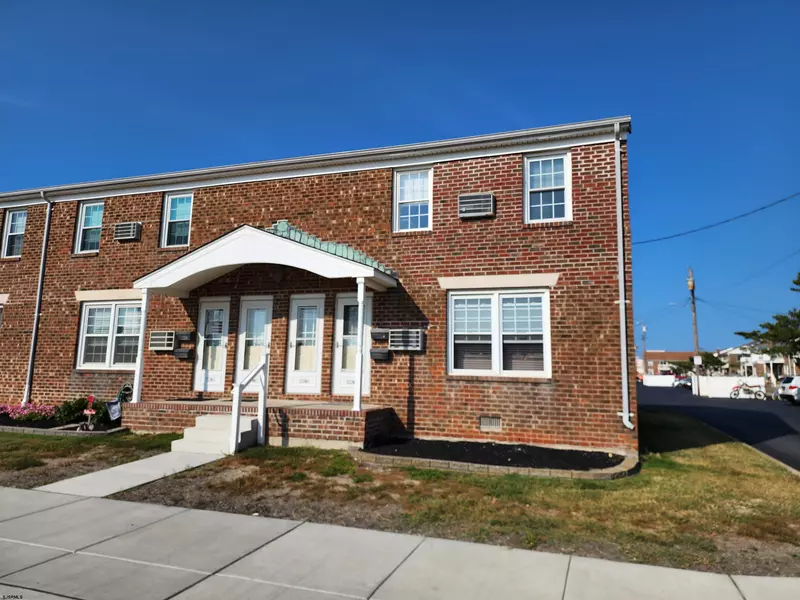 15 36th Ave, Ocean City, NJ 08226