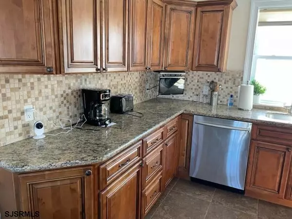 Ventnor Heights, NJ 08406,110 N Suffolk Ave