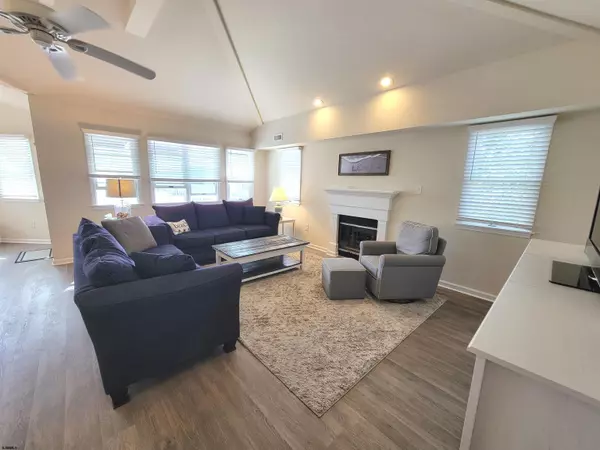 Ocean City, NJ 08226,2574 West #2