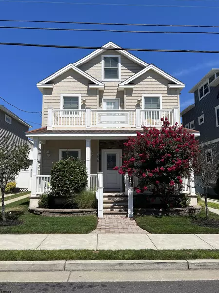 107 N Douglas Ave, Margate, NJ 08402