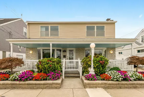 216 N Jerome Ave, Margate, NJ 08402