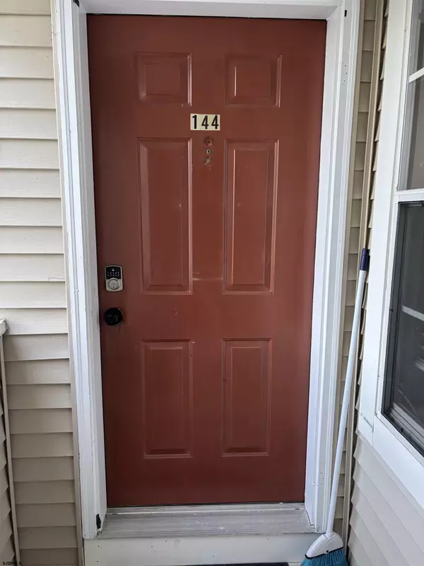 Galloway Township, NJ 08205,144 MEADOW RIDGE Road