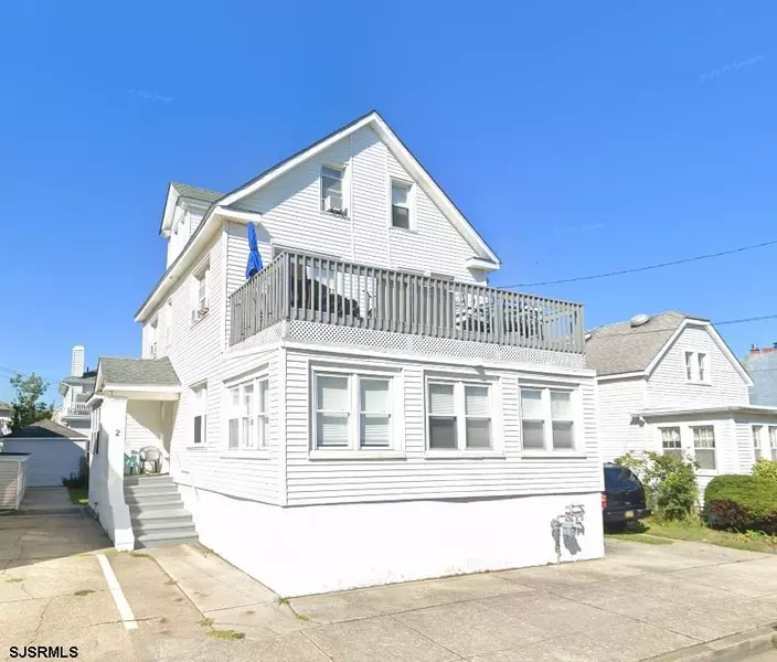2 N Newark Ave, Ventnor, NJ 08406-2038