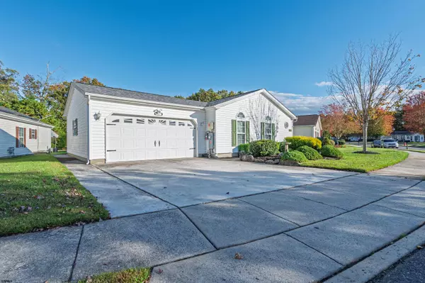 66 Knollwood Dr, Mays Landing, NJ 08330