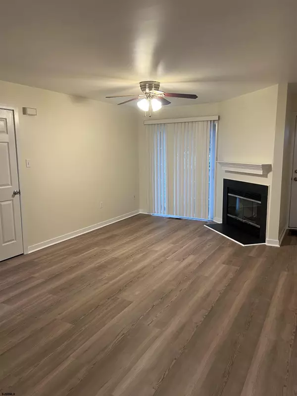 Egg Harbor Township, NJ 08234,383 Heather Croft #383