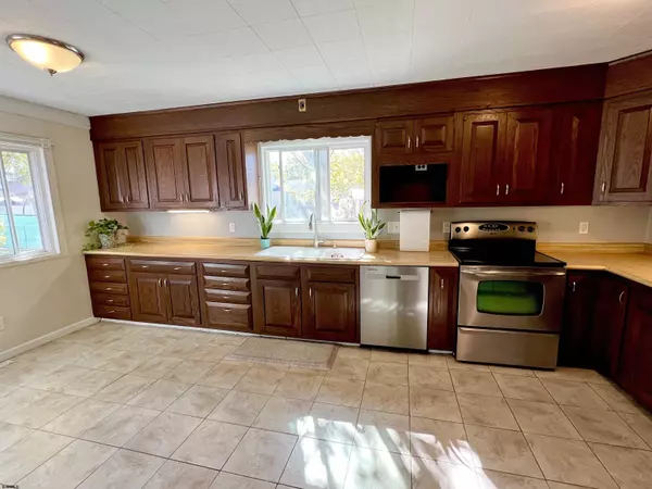 Turnersville, NJ 08012,521 Coach Road