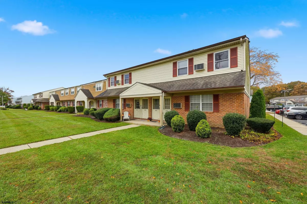 Egg Harbor Township, NJ 08234,66B Oxford Vlg