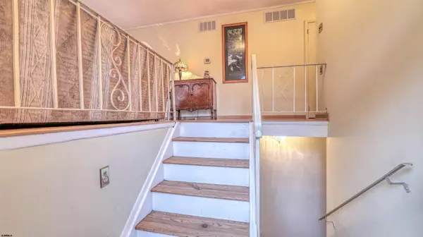 Egg Harbor City, NJ 08215,236 Terry Lane