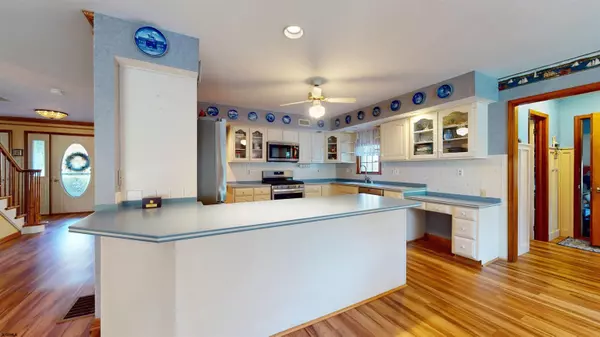 Ocean View, NJ 08230,46 Victoria Lane