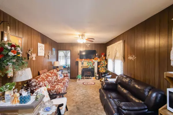 Egg Harbor City, NJ 08215-3270,379 S Vienna Ave