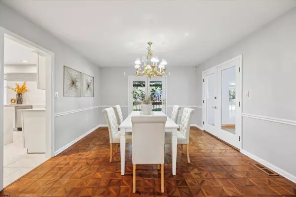 Linwood, NJ 08221-1638,2 Woodstock Dr