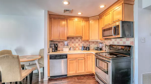 Margate, NJ 08402,7811 Atlantic #2