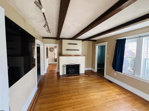 Absecon, NJ 08201,194 N Shore Rd Road