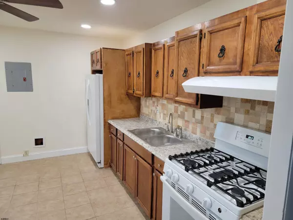 Atlantic City, NJ 08401,1834 Beach Ave