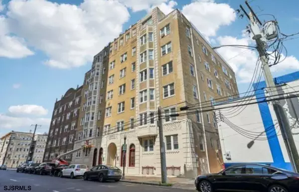 Atlantic City, NJ 08401,37 S Iowa Ave #7C