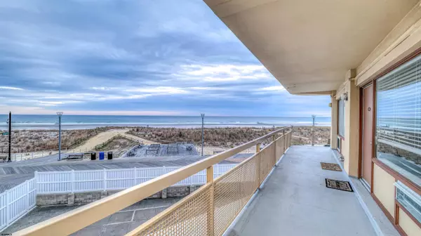 Atlantic City, NJ 08401,108 S Montpelier #305