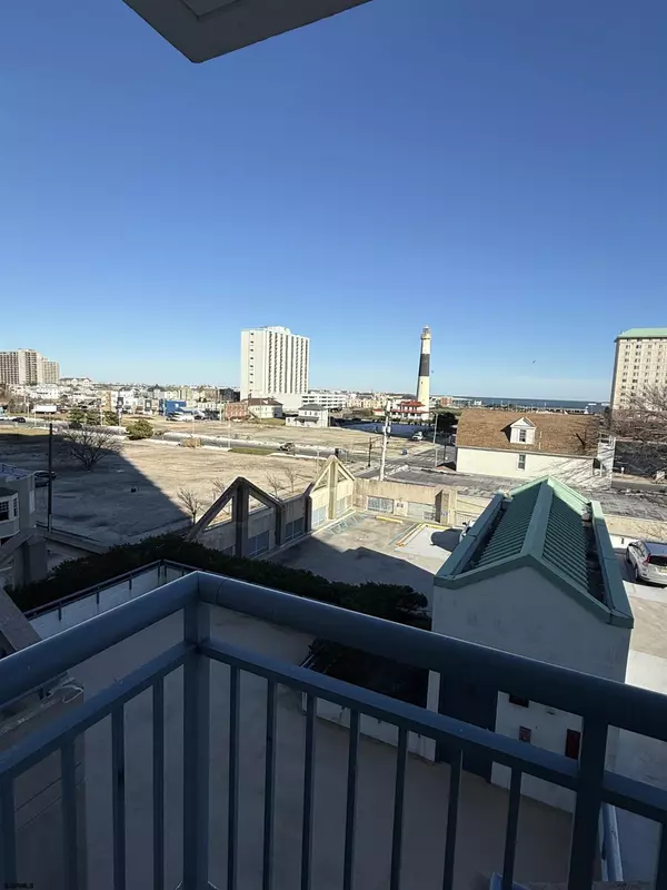 Atlantic City, NJ 08401,526 Pacific #408