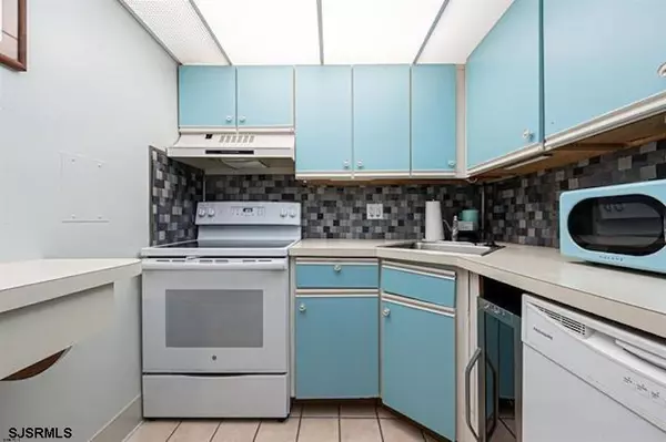 Atlantic City, NJ 08401,101 S Raleigh #625