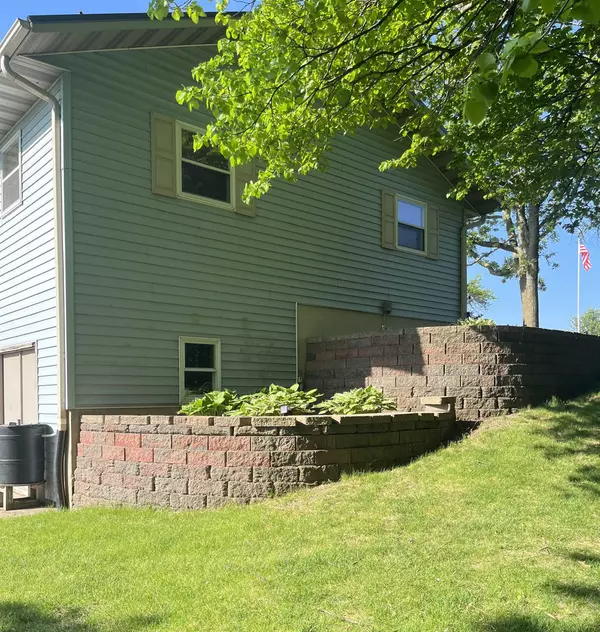 Stockton, IL 61085,551 S Mapes Drive