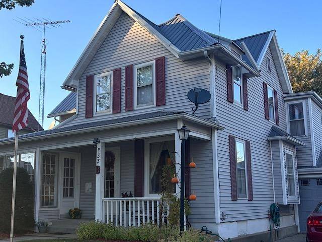 Stockton, IL 61085,233 W High Street