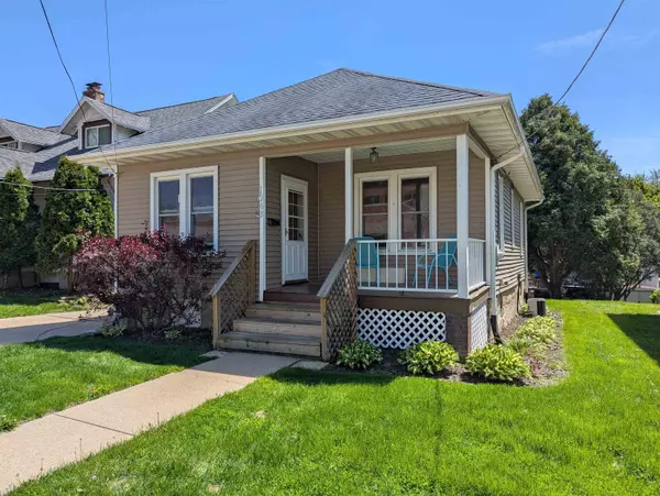 1043 W Lincoln Boulevard, Freeport, IL 61032