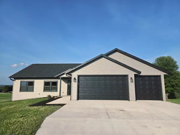 17-95 Lake Carroll Boulevard, Lake Carroll, IL 61046
