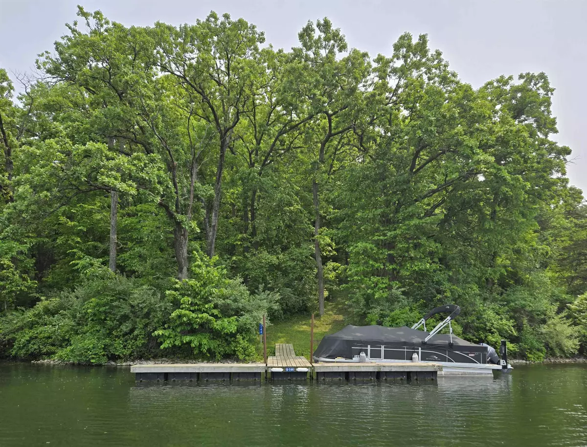 Apple River, IL 61001,9A141 Hawthorne Drive