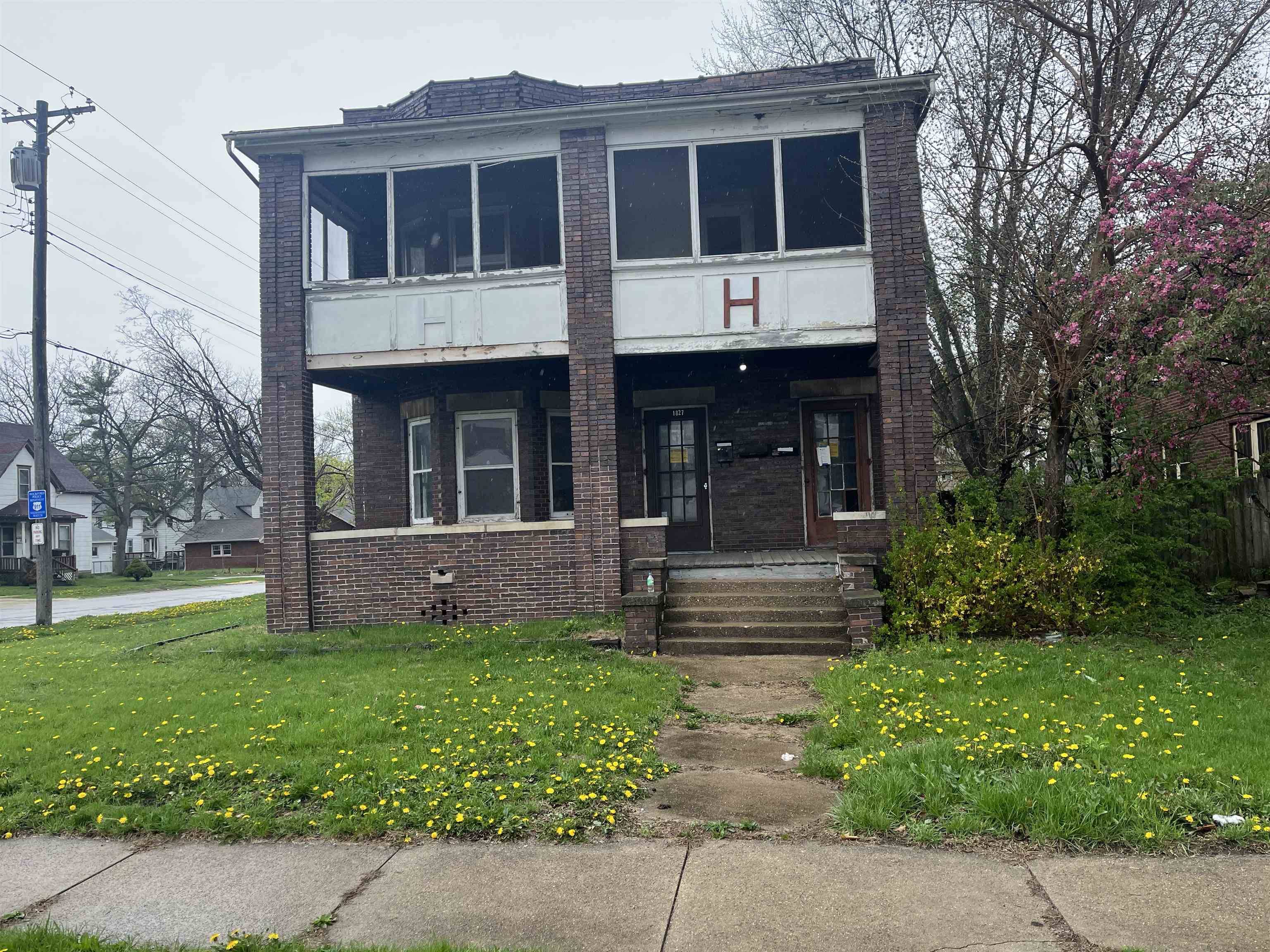 1825-1827 6th Street, Rockford, IL 61104