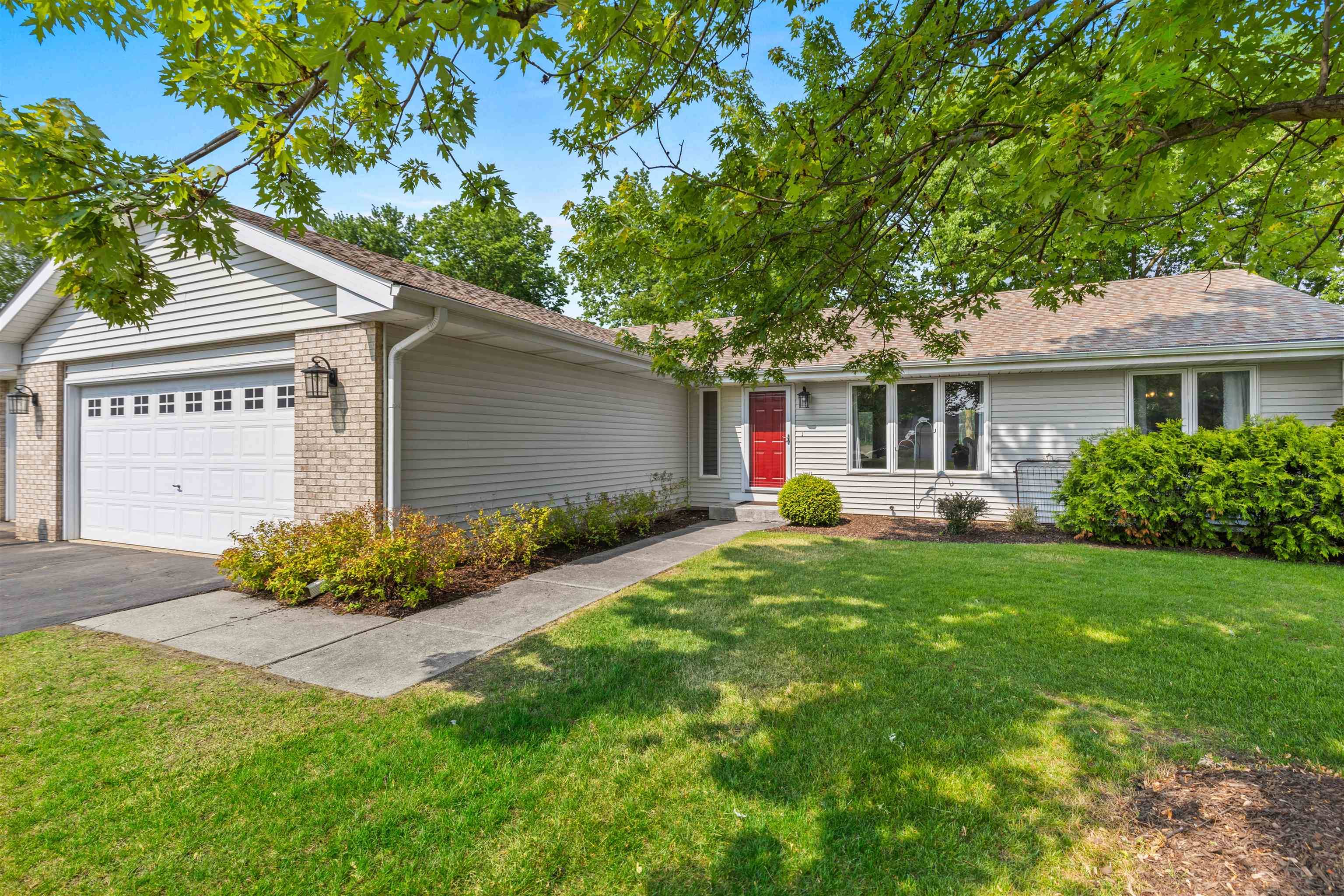 10556 Meadowsweet Lane, Roscoe, IL 61073