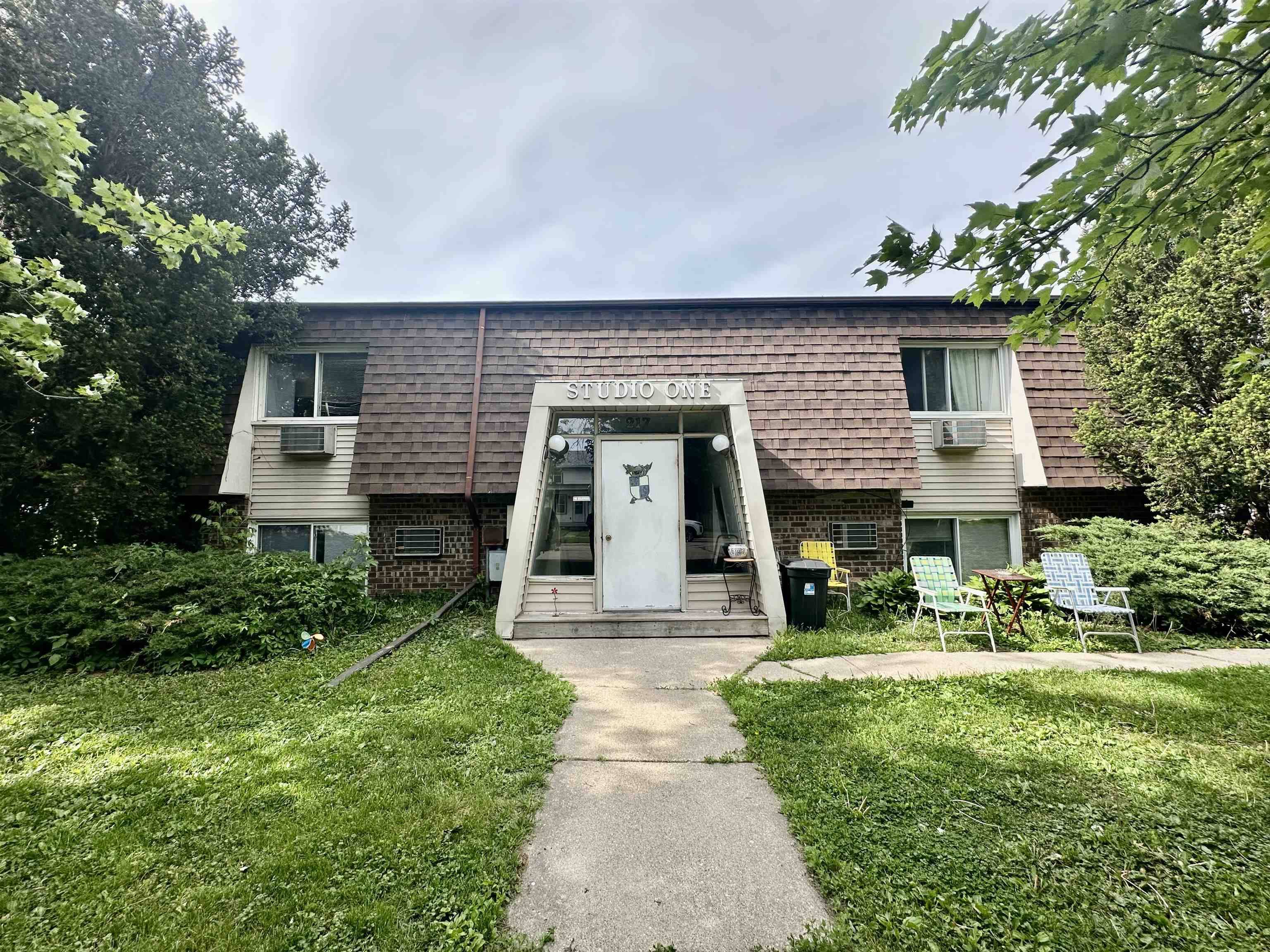 217 E 3rd Street, Byron, IL 61010