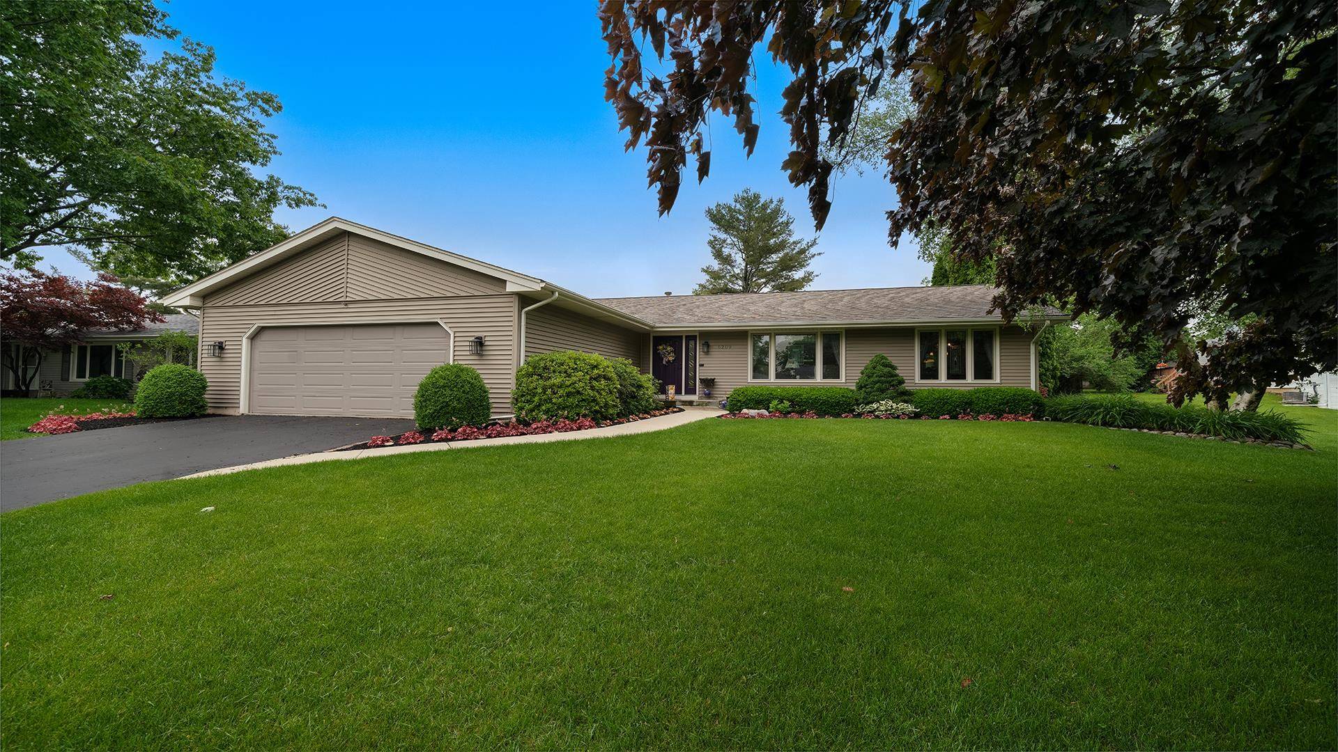 6209 Denwood Drive, Rockford, IL 61114