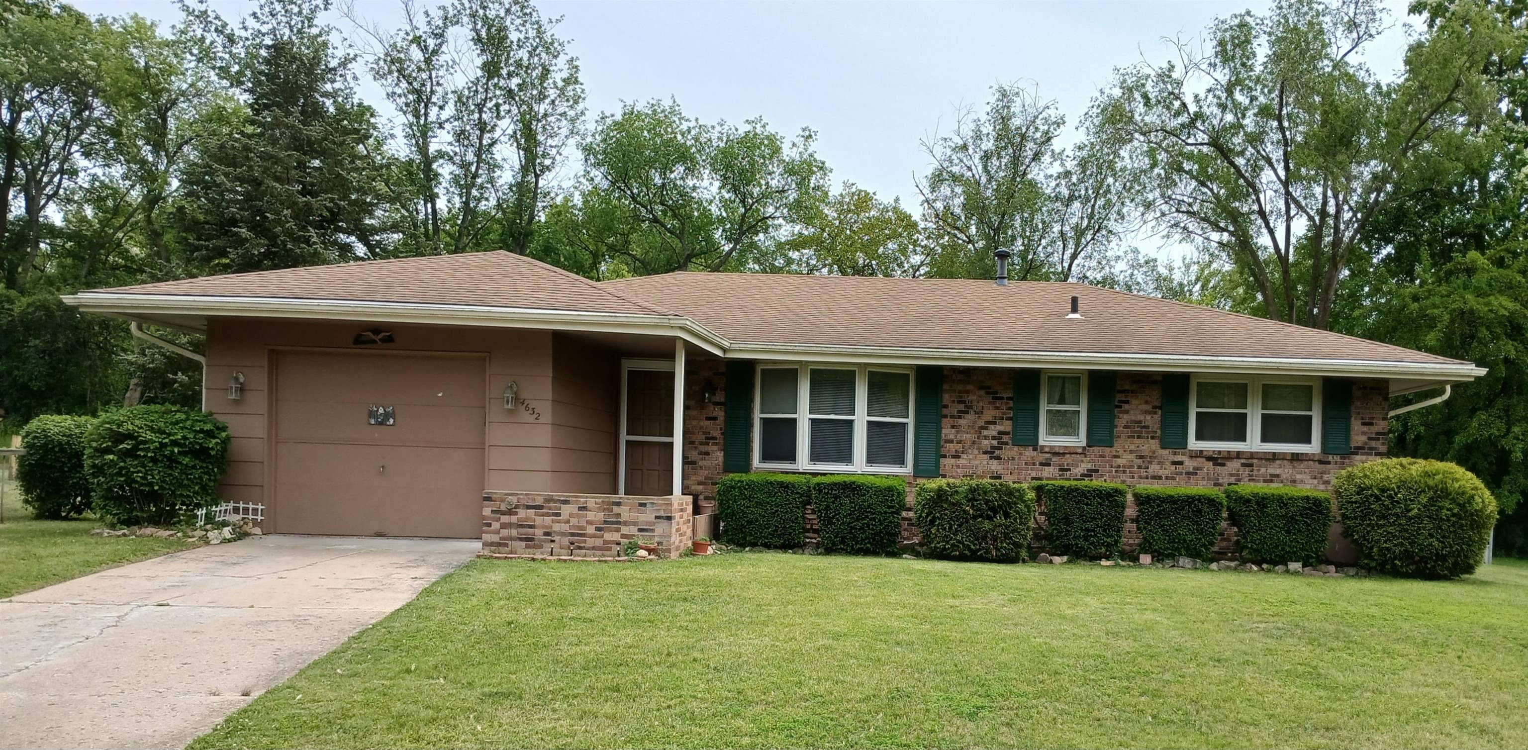 4632 YALE Drive, Rockford, IL 61109