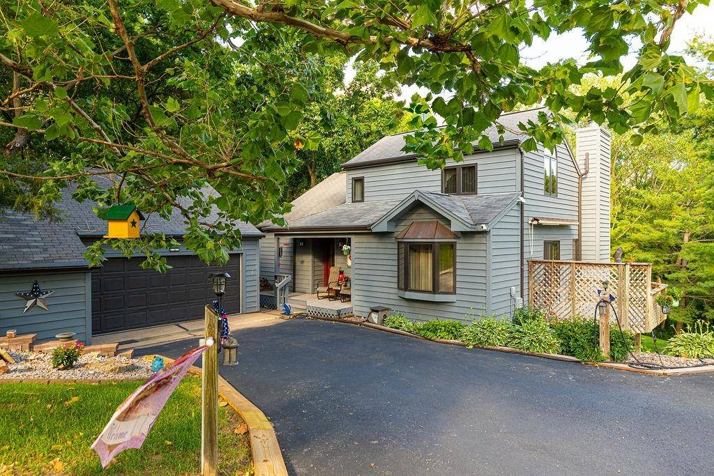233 Blackhawk Trace, Galena, IL 61036