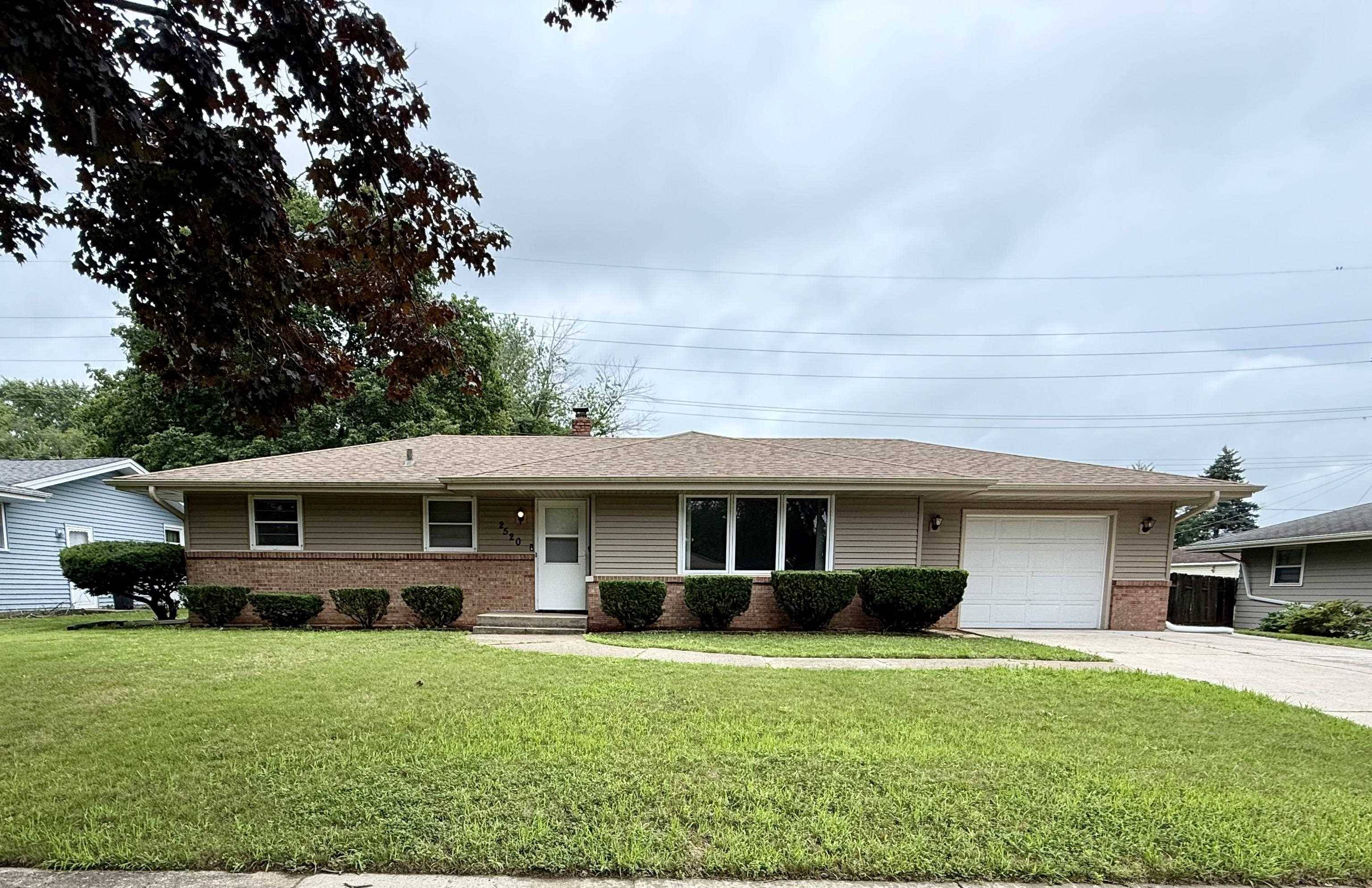 2520 Skokie Drive, Rockford, IL 61108