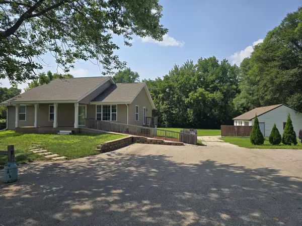 9603 N 2nd Street, Machesney Park, IL 61115