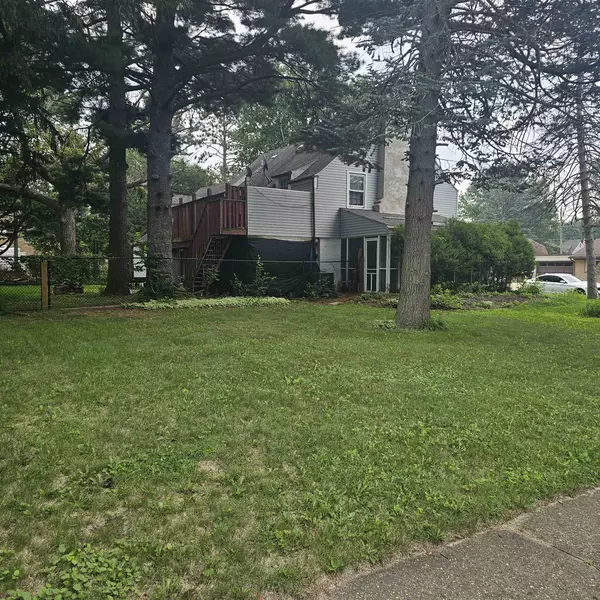 Rockford, IL 61103,1225 Belmont Boulevard