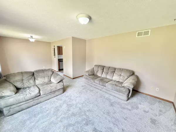 Davis Junction, IL 61020,106 Autumnwood Lane