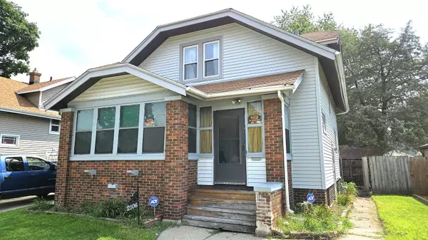 2106 S 5th Street, Rockford, IL 61104