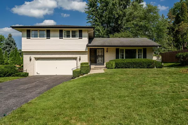 1119 ST. ANDREWS Way, Rockford, IL 61107