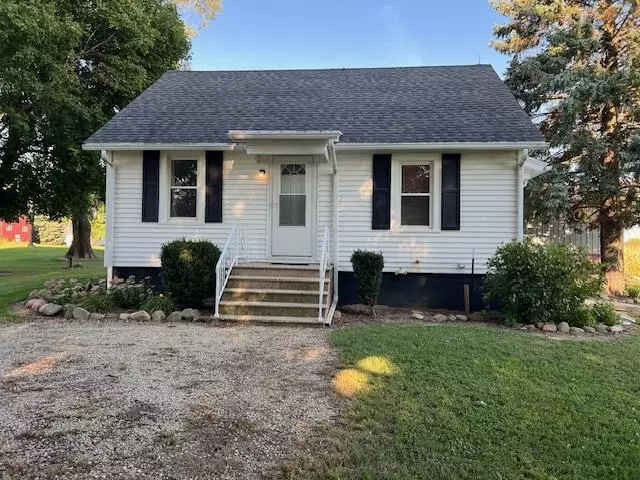 7375 Coon Trail Road, Capron, IL 61012