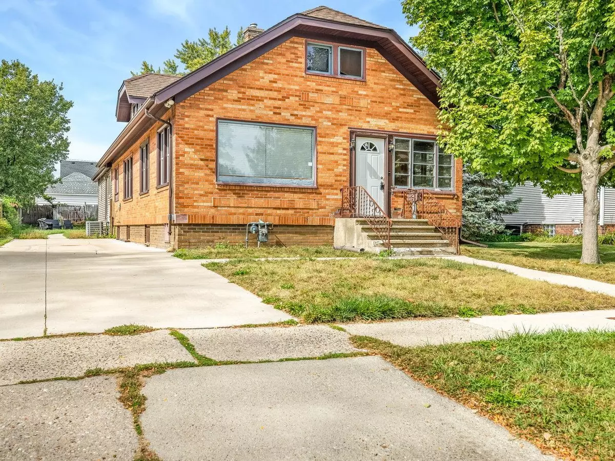 Rockford, IL 61107,422 N Rockford Avenue