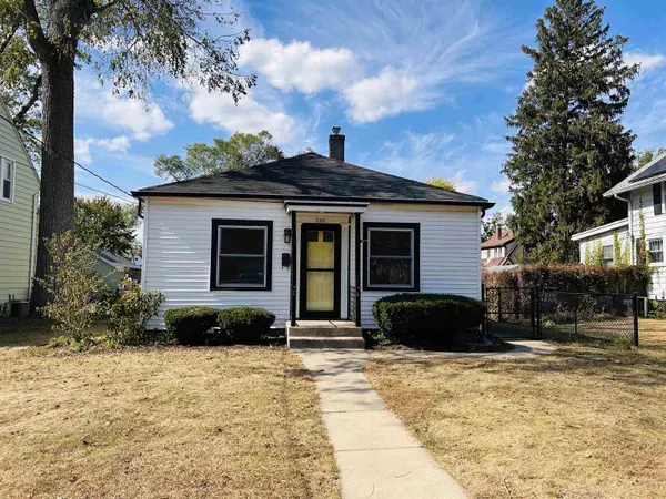 2216 N COURT, Rockford, IL 61103