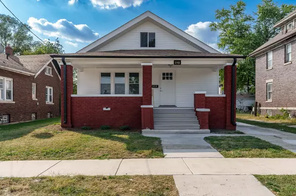 707 S 3rd Street, Rockford, IL 61104